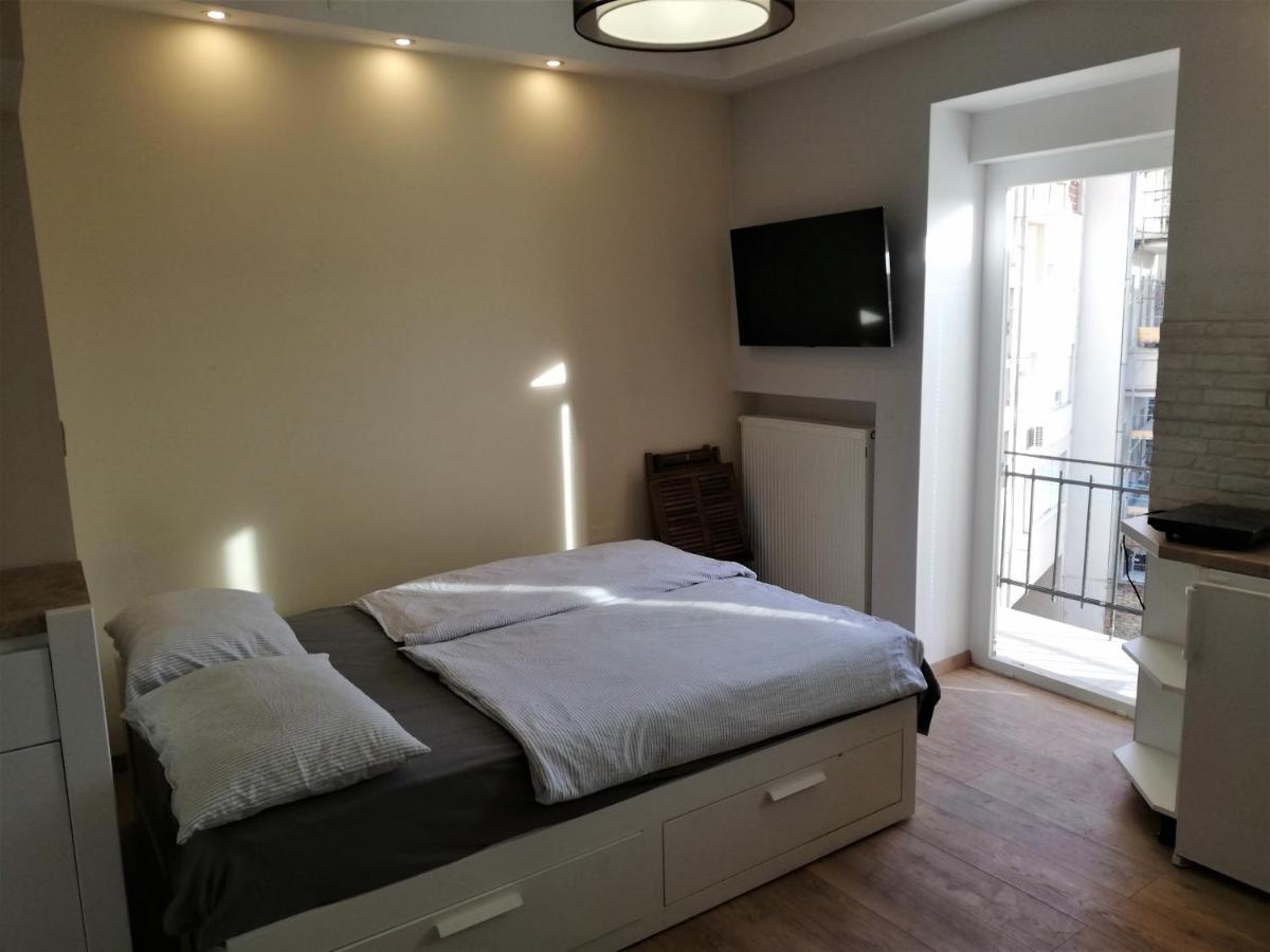 Angela Studio Apartments Загреб Екстериор снимка