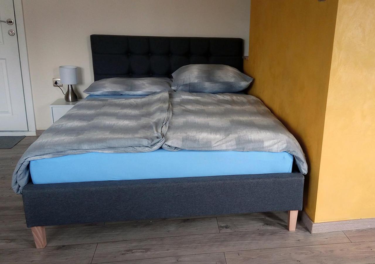 Angela Studio Apartments Загреб Екстериор снимка